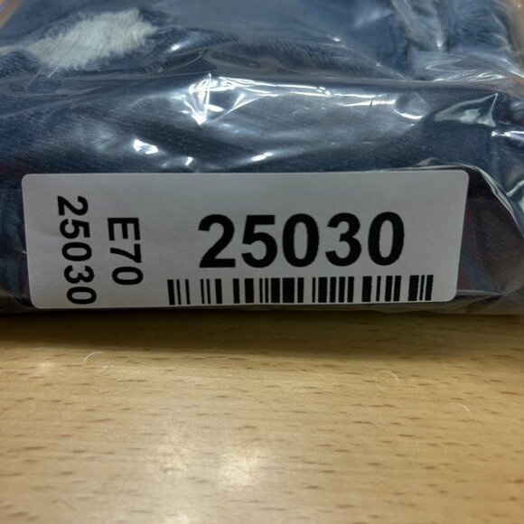 7 For All Mankind High Waist Vintage Fray Hem Shorts Women's Size 31 Distressed - Picture 10 of 10